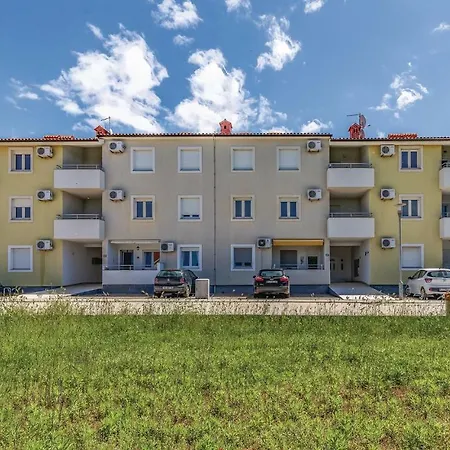 Two-bedroom In شقة بيروغ